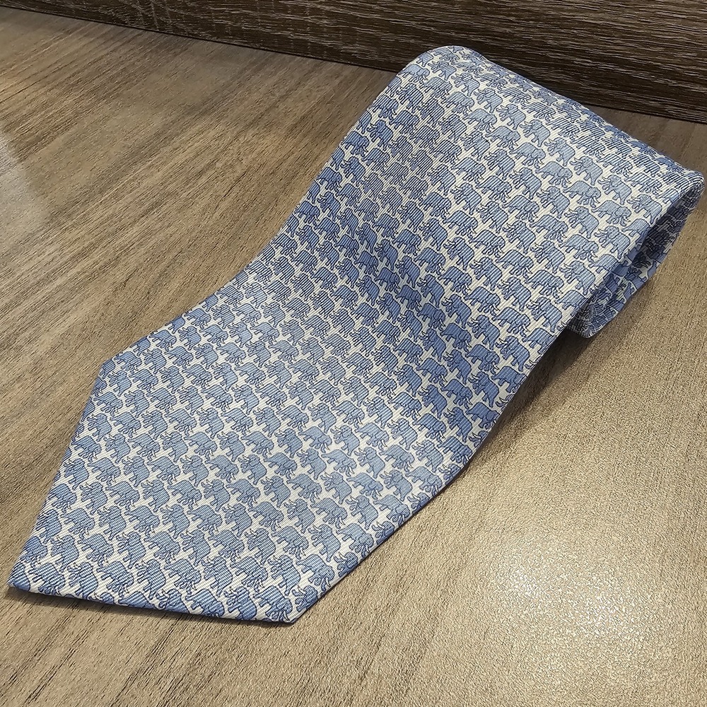 Jim Thompson Men's 100% Silk‎ Neck Tie Blue Elephants